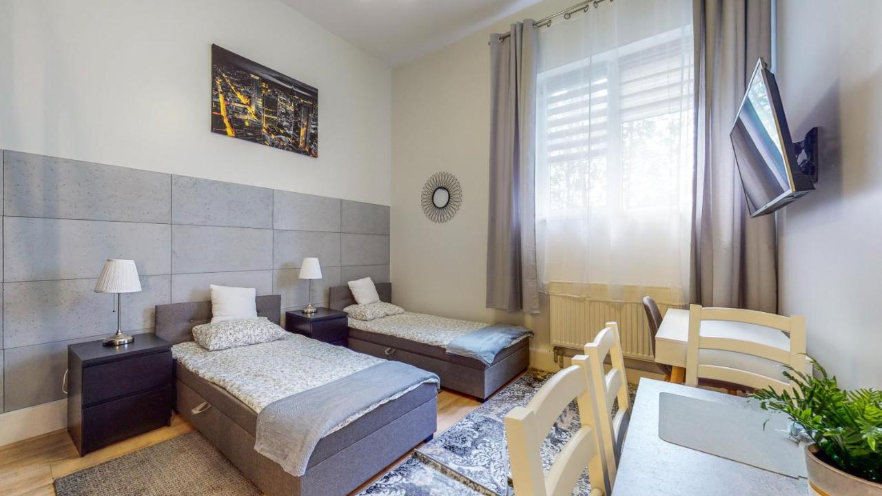 City Place Noclegi Wroclaw Ngoại thất bức ảnh